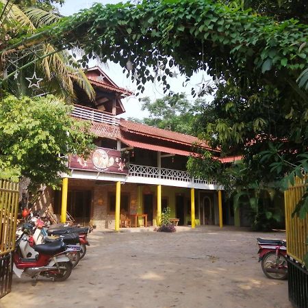 Kep Melting Potes Hotel Exterior photo