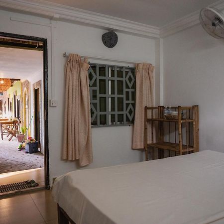 Kep Melting Potes Hotel Exterior photo